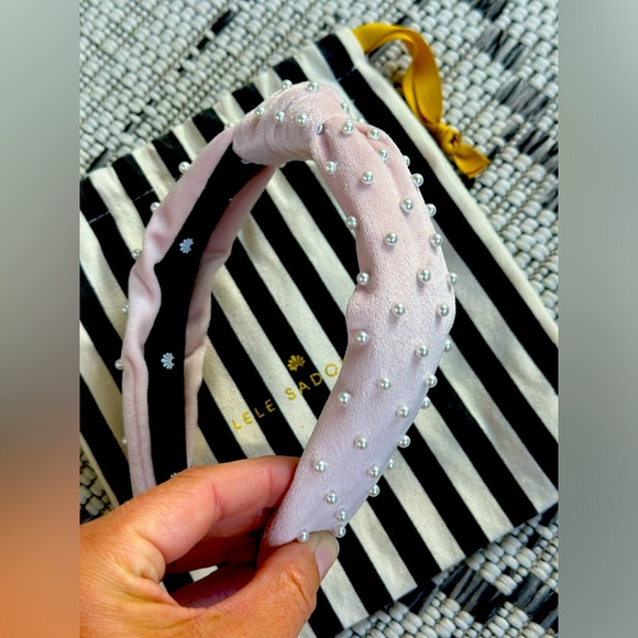 Brand New Pink Pearled Velvet Lele Sadoughi Band - Picture 3 of 9